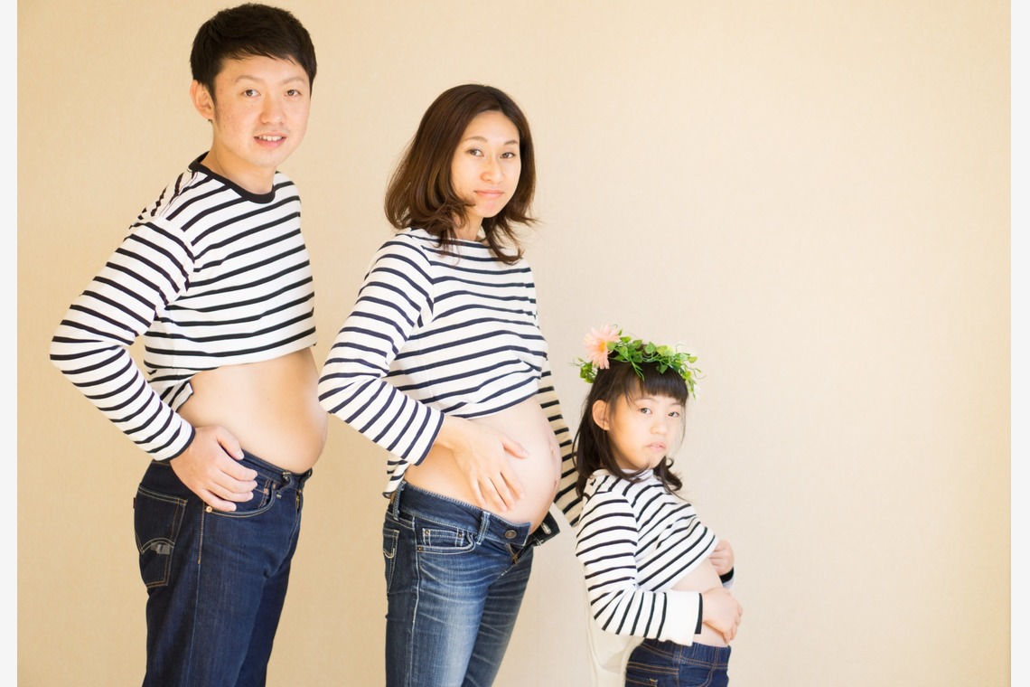 出張撮影サービス　kuro NICO cameraが撮影した「ご自宅スタジオ☆マタニティフォト＠三重」の写真