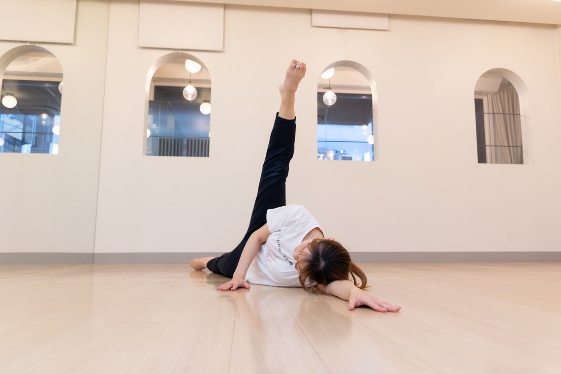 トニーデザインが撮影した写真のアルバム「ホットヨガ・ダンススクール」