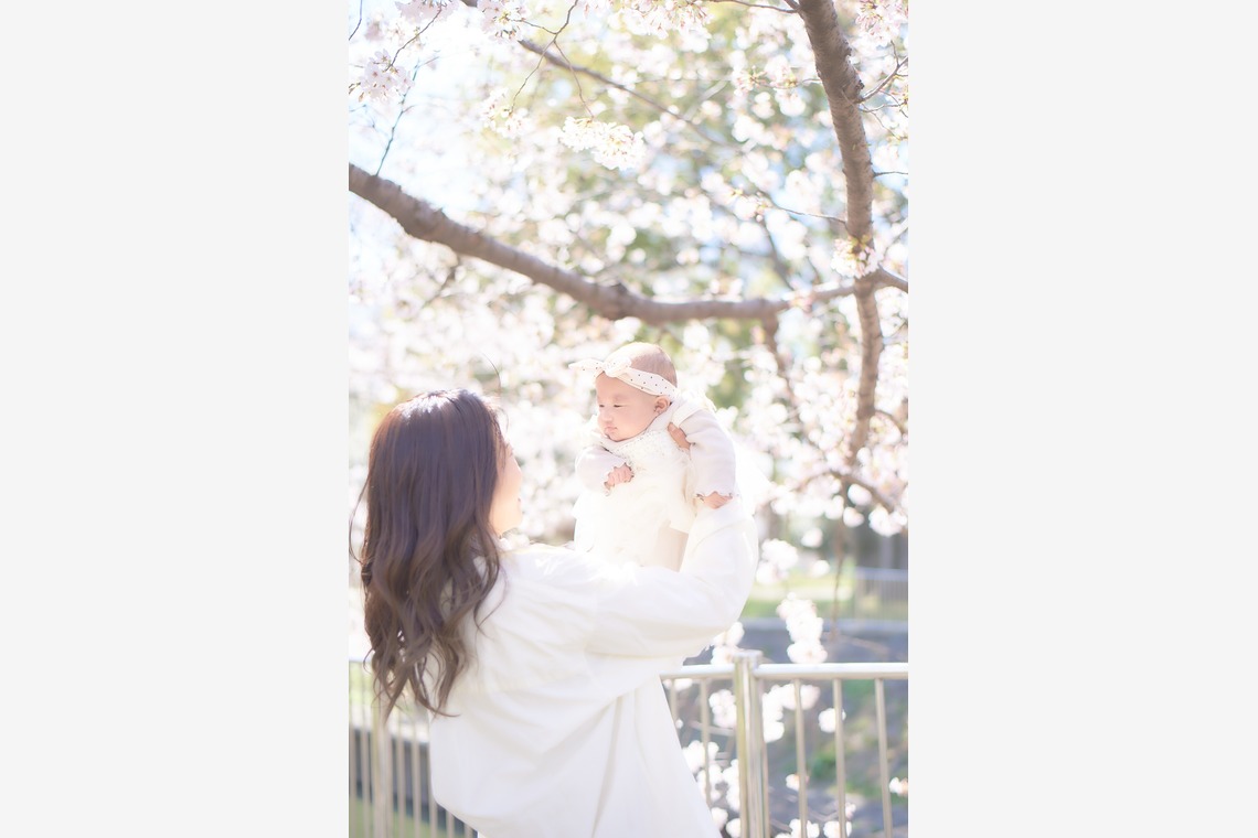 Earth Creative Productsが出張撮影した家族写真(キッズ,ベビーフォト)などが写った「ファミリー」の家族写真