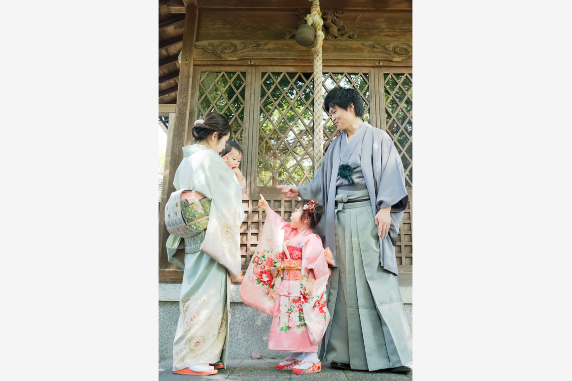 富岡 そよぎが撮影した「庭園での七五三撮影」の写真