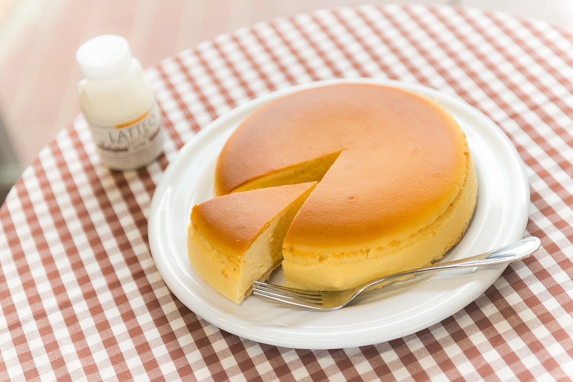 吉田佳央が撮影した写真のアルバム「フード・ドリンク」