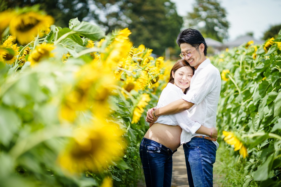 アトリエ　エピカ/清水　一哉が撮影したマタニティフォトのアルバム「ひまわり畑　マタニティ」