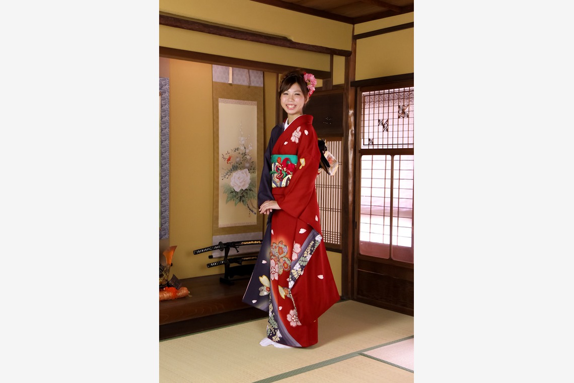 スマイルハンターが出張撮影した家族写真(キッズ,ベビーフォト)などが写った「成人式フォト」の家族写真