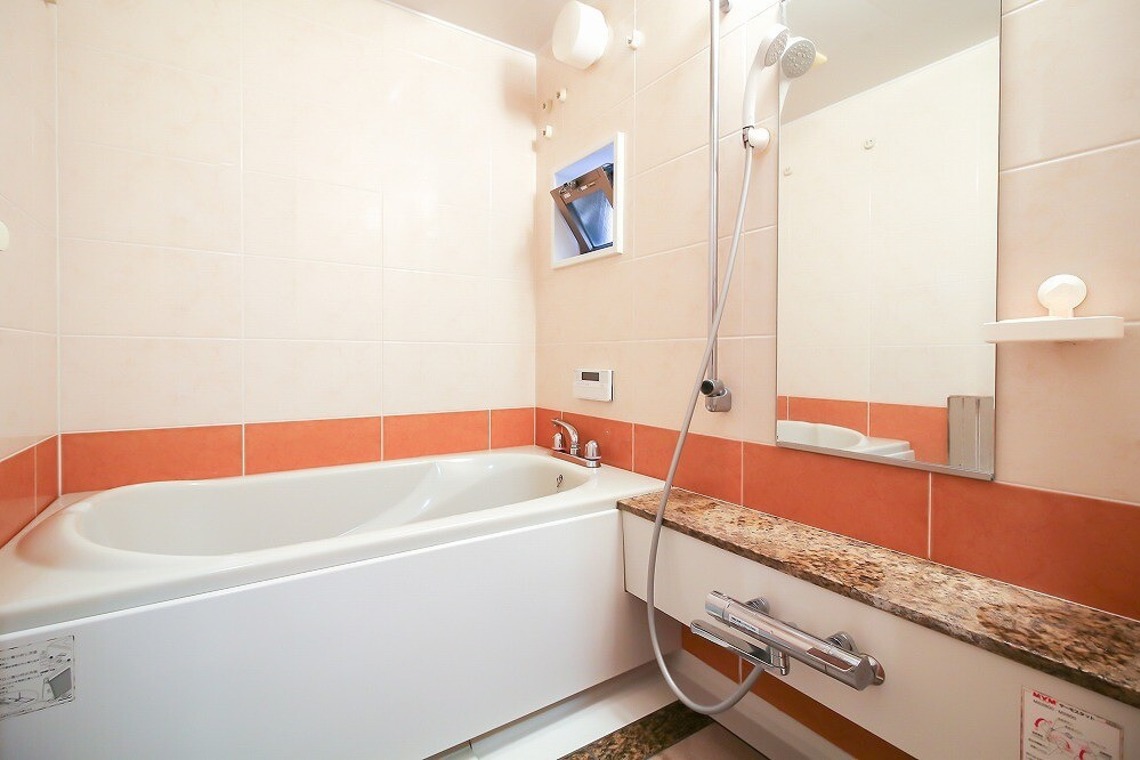 世登理恵が撮影した写真のアルバム「物件撮影」