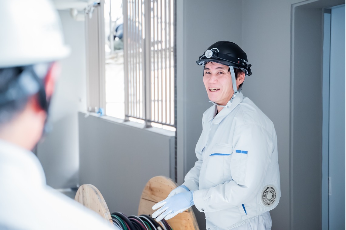 出張撮影 中村まみこが撮影した「電気工事業HP用撮影」の写真