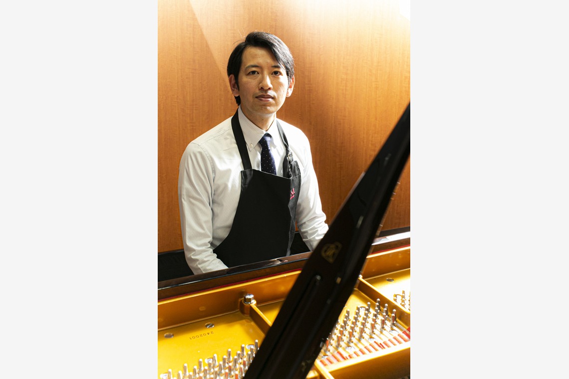 布川航太が撮影した「職人撮影-調律師」の写真