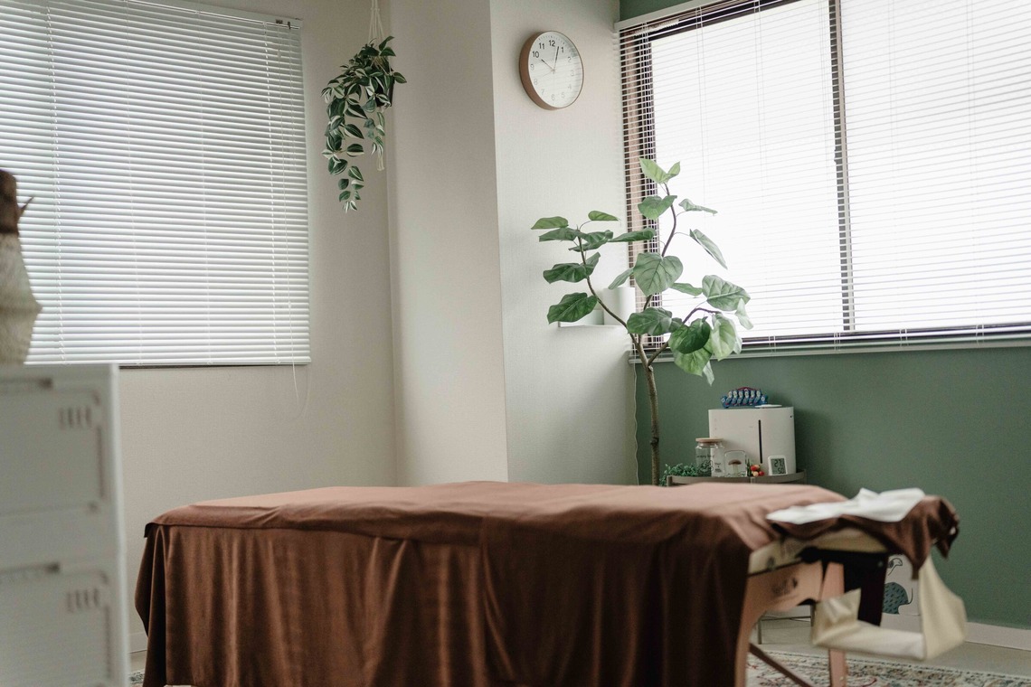 山﨑さと子が撮影した「サロンプロフィール撮影、施術撮影、店舗撮影」の写真