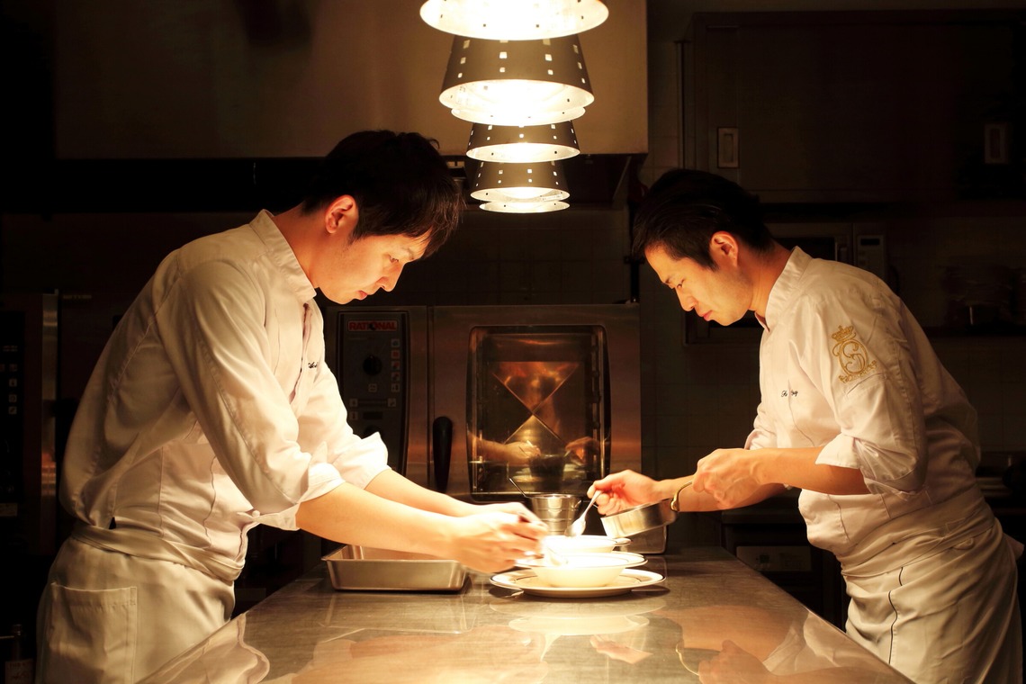 森安　照が撮影した「ホテル・レストラン（料理・ワイン・シャンパン・シェフ・ホールスタッフ・内観・イメージカット）」の写真