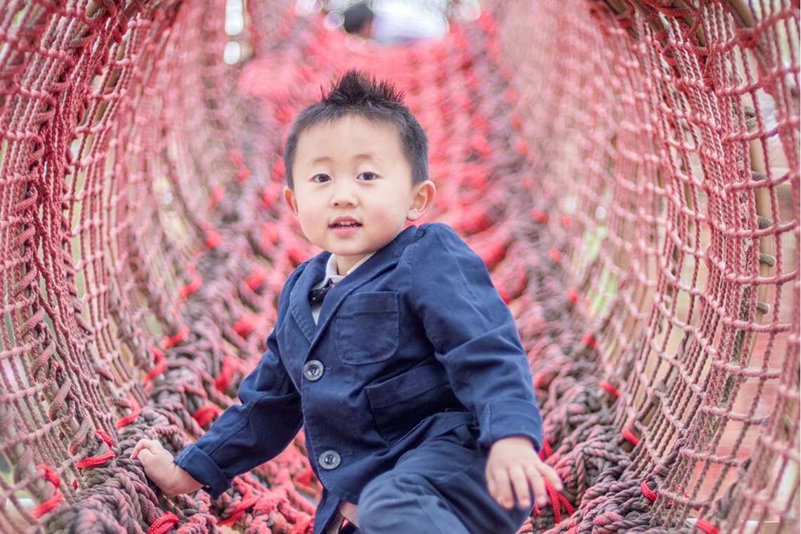 AXiS Photo Servise 藤井靖史が出張撮影した家族写真(キッズ,ベビーフォト)などが写った「一般出張撮影」の家族写真