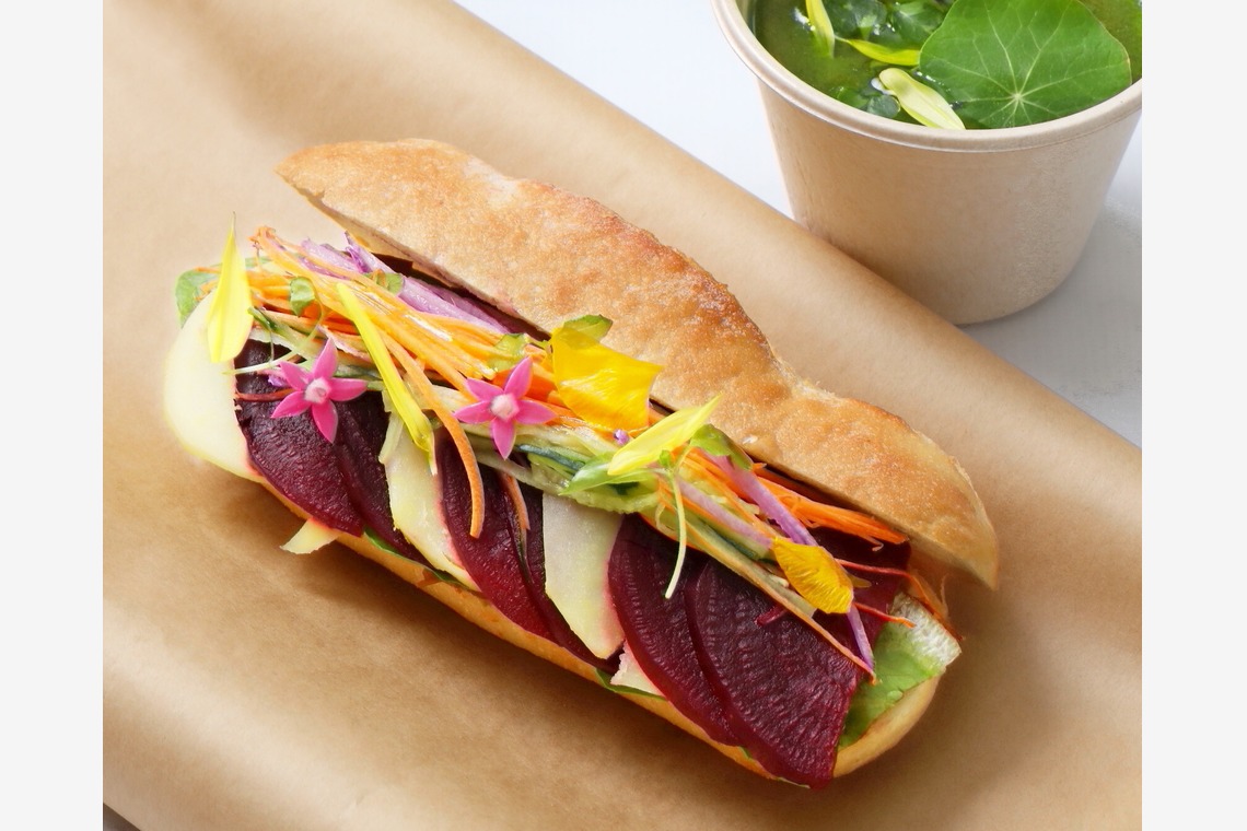 森安　照が撮影した「カフェ・メニュー」の写真