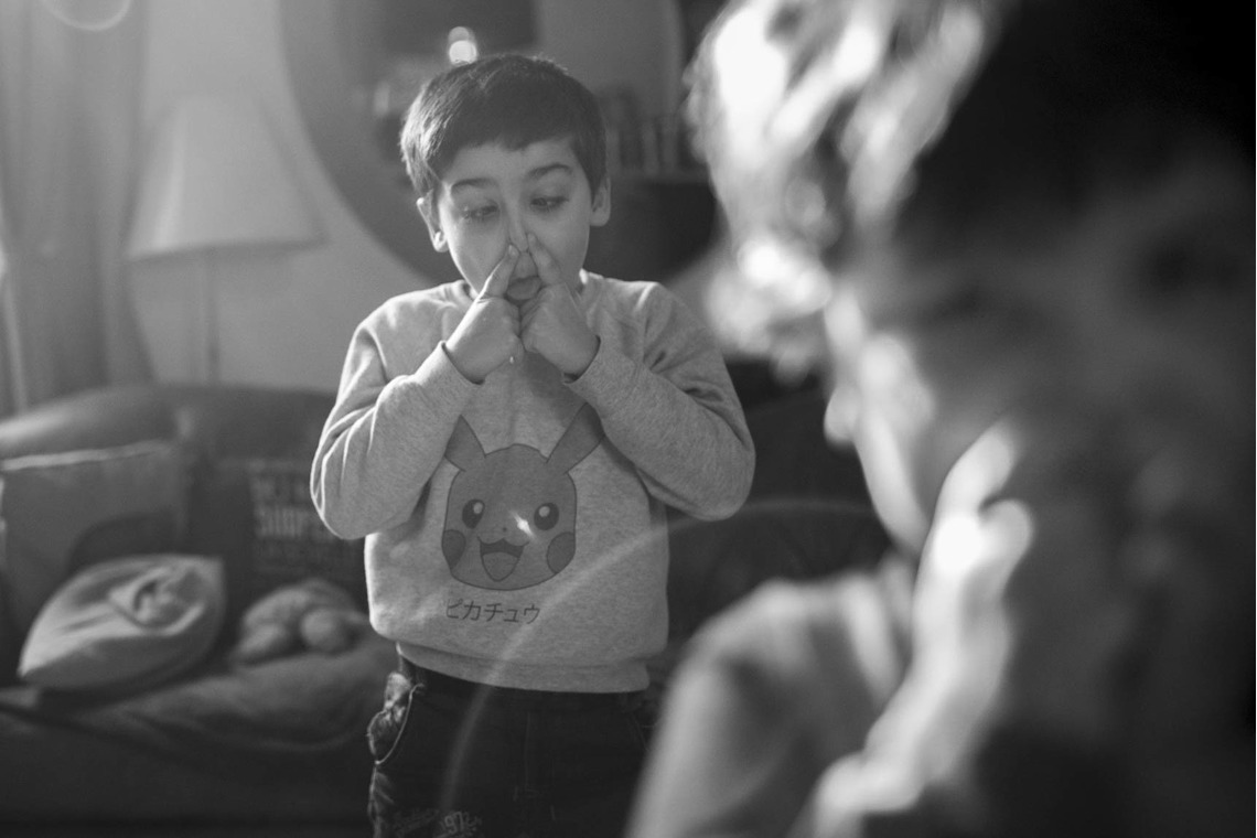 Petite Nao Photographyが撮影した「自宅でのドキュメンタリー形式の家族写真」の写真