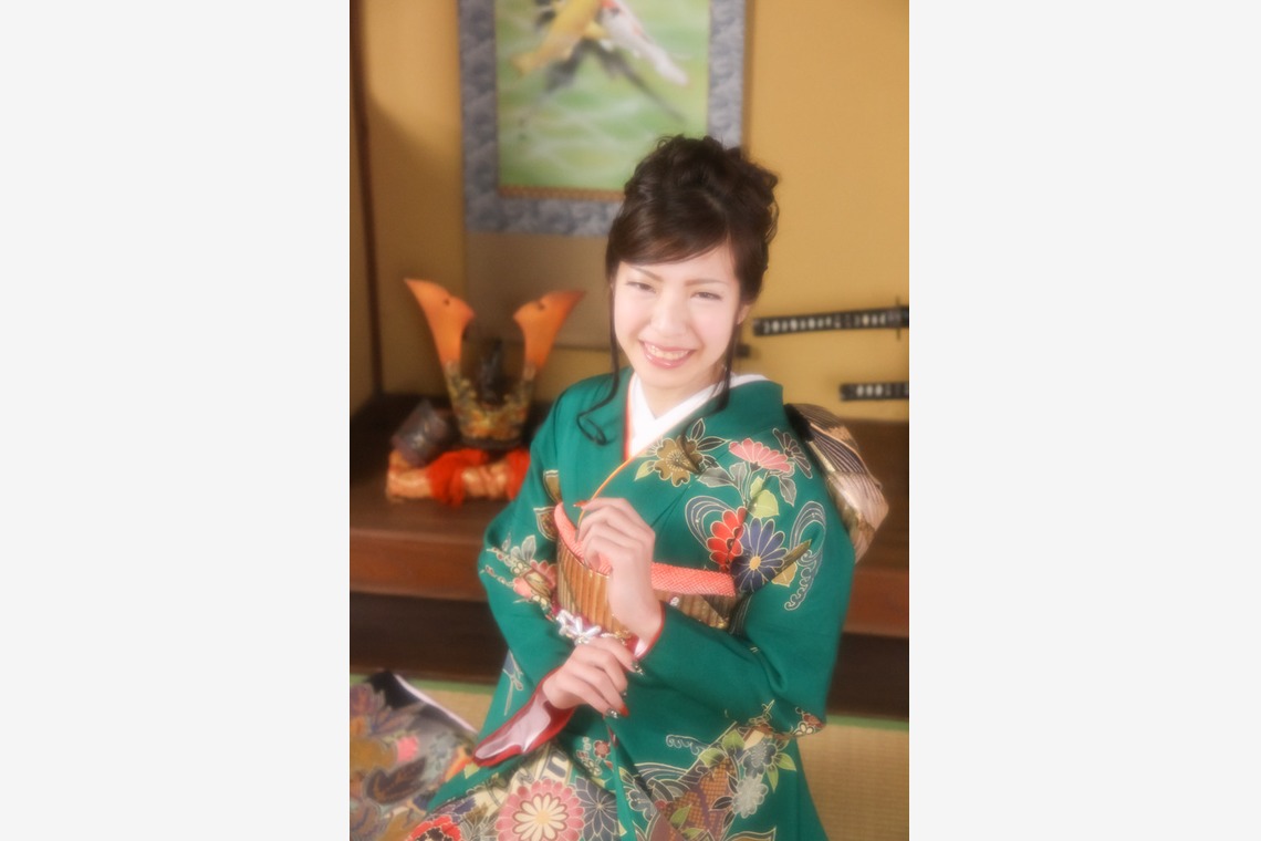 スマイルハンターが出張撮影した家族写真(キッズ,ベビーフォト)などが写った「成人式フォト」の家族写真