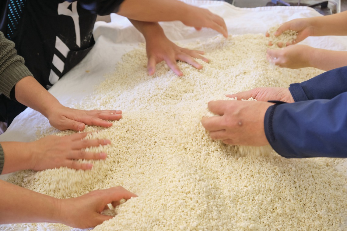 中村將一写真事務所が撮影したその他のアルバム「味噌作り仕込み」