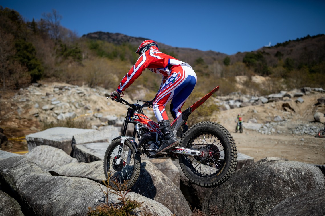板橋薫平が撮影した「山崎選手プロモーション撮影」の写真