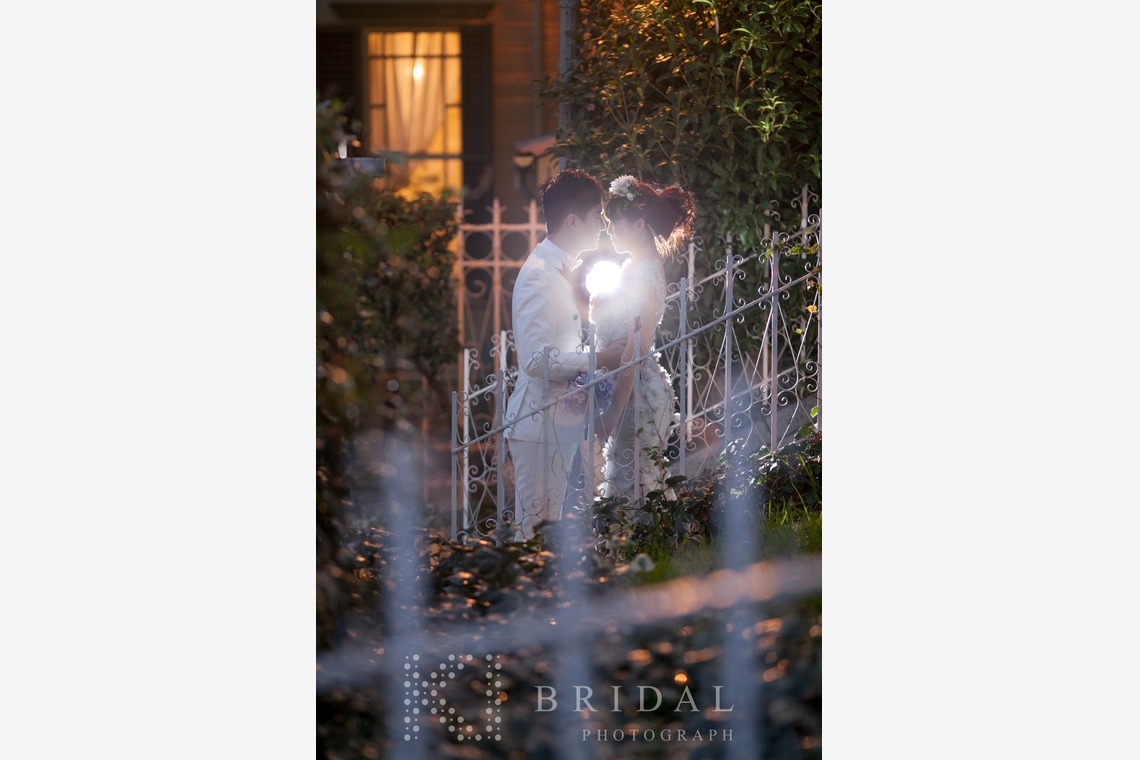 伊坂謙が撮影した写真のアルバム「神戸前撮り」