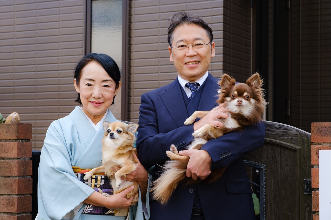 高夏写真店が撮影した写真のアルバム「プロフィール写真の撮影」