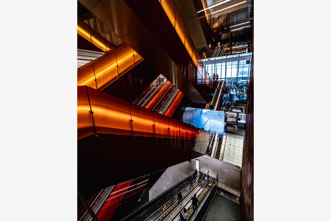 山本浩二が撮影した「東京・大阪を中心とした都市部で見られる建築が語る風景」の写真