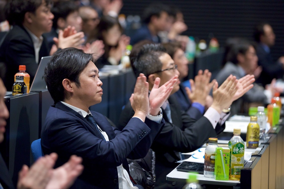 羽田野　秀男が撮影した「ビジネス」の写真