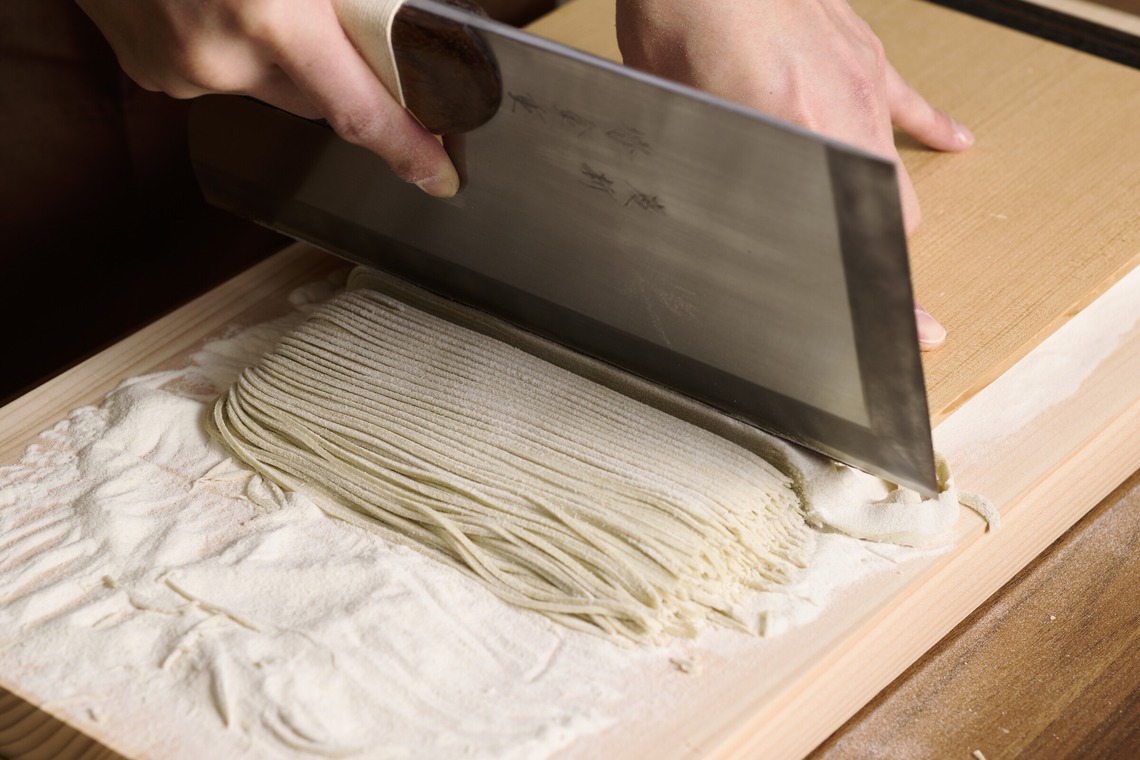 植田 友樹が撮影した写真のアルバム「手打ち蕎麦の調理風景」