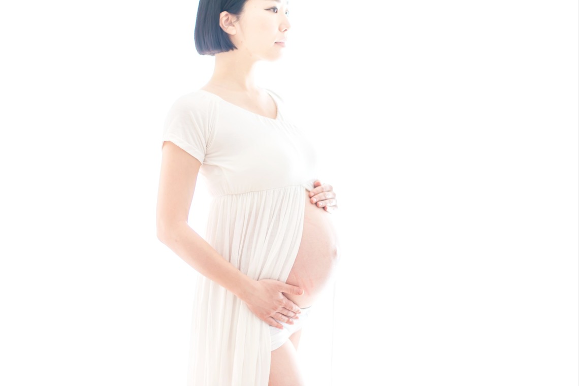 サキヤマ リエが撮影した「マタニティフォト（本厚木/カメラマン自宅撮影/衣装・背景あります)」の写真