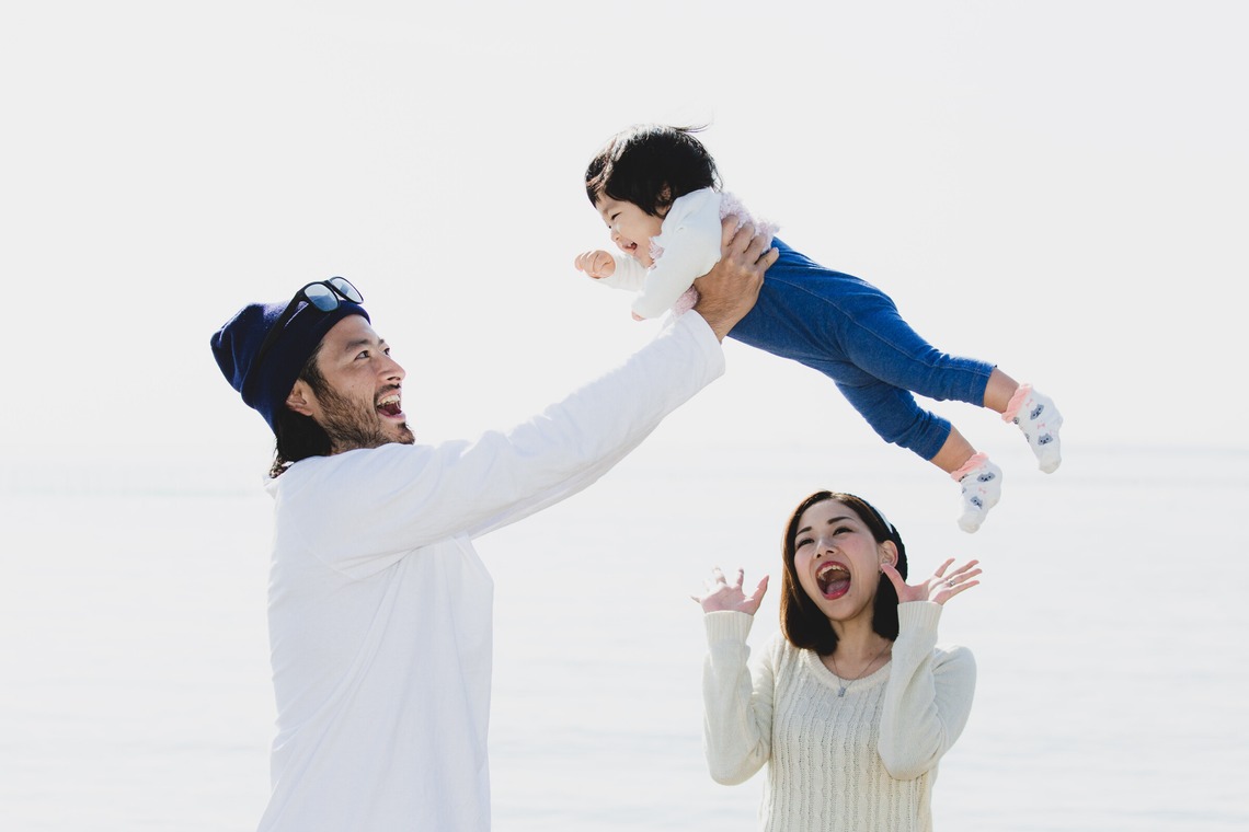 松井シンジが撮影した「家族写真（屋内・屋外）」の写真