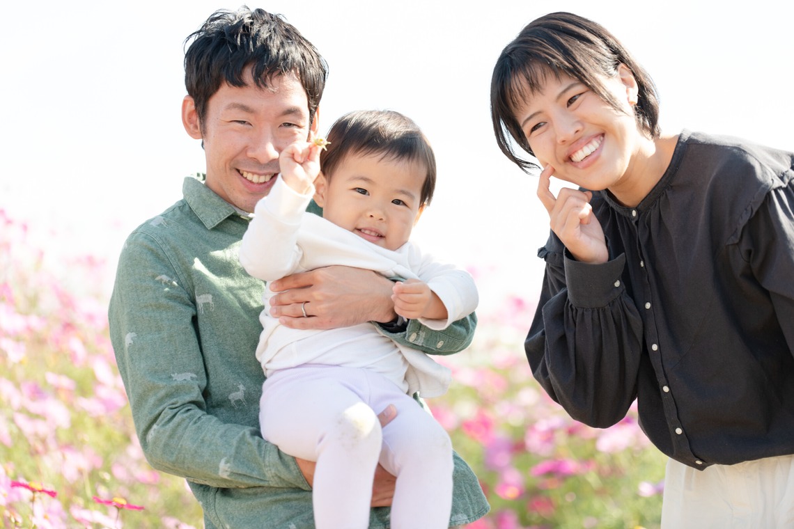 福永写真事務所が撮影した「家族写真（コスモス畑）」の写真