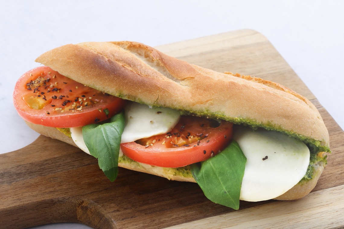 森安　照が撮影した写真のアルバム「ケバブ・カレー・サンド」