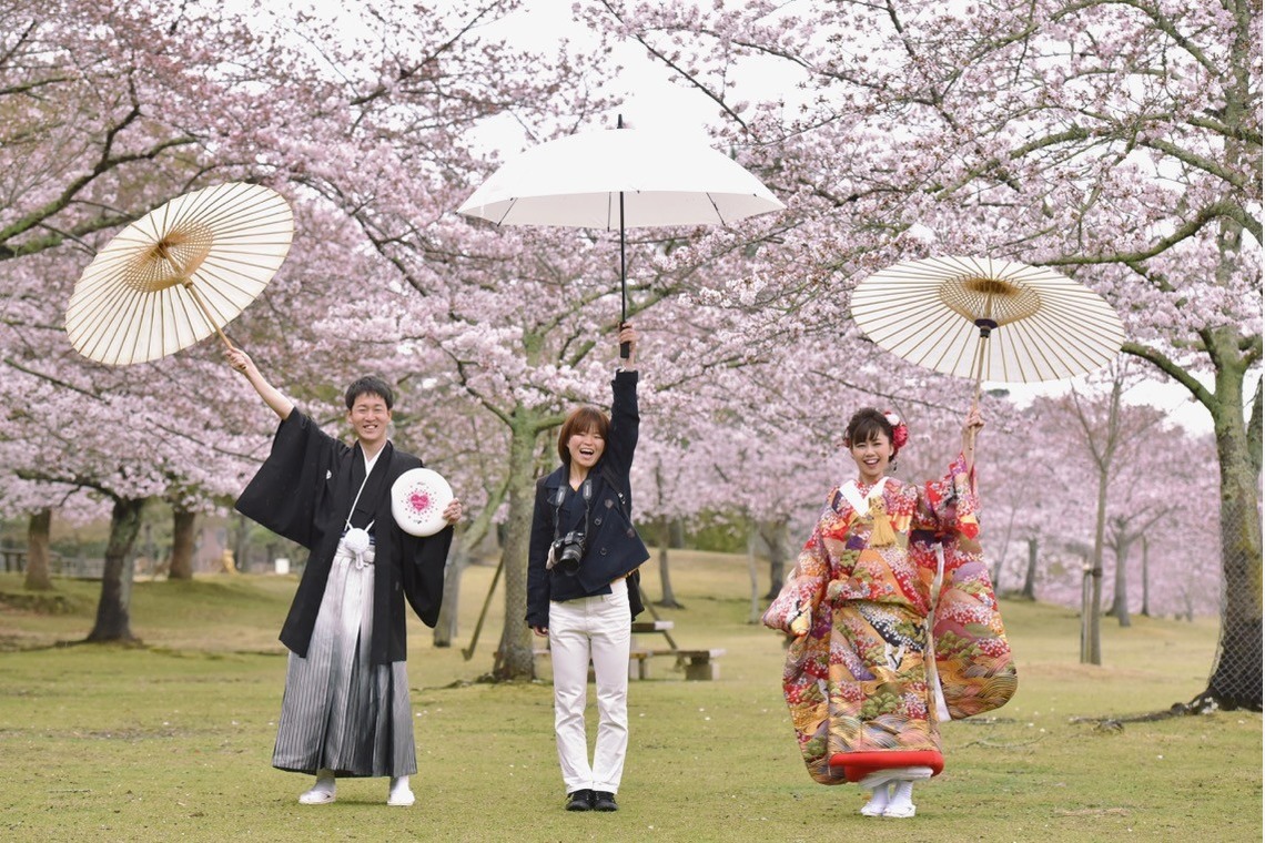 キキフォトワークスが撮影した「桜の季節の和装前撮り」の写真