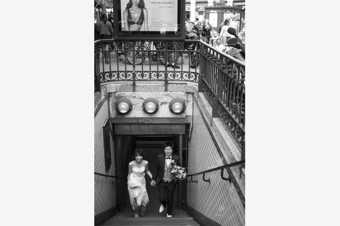 24to Produceが撮影した「パリでのフォトウェディング」の写真