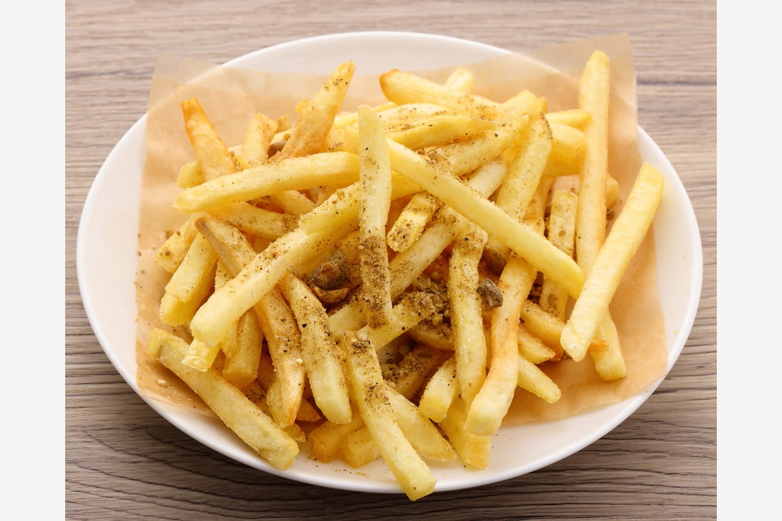 森安　照が撮影した「鶏丸ごと・チキン・から揚げ・ポテト」の写真