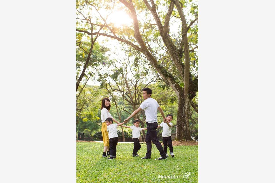 ママラッチが撮影した家族写真(キッズ,ベビーフォト)のアルバム「ボタニック・ガーデン」