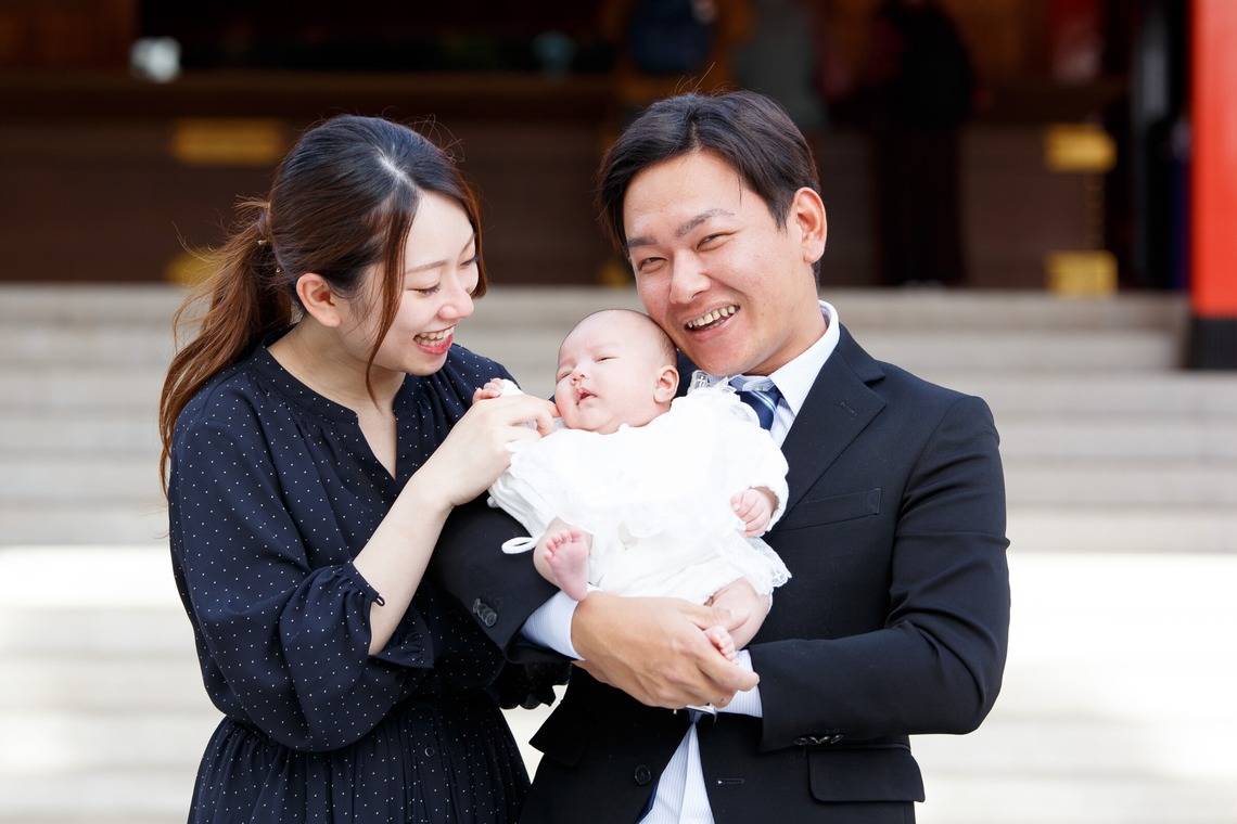 中井企画が出張撮影した家族写真(キッズ,ベビーフォト)などが写った「お宮参り」の家族写真