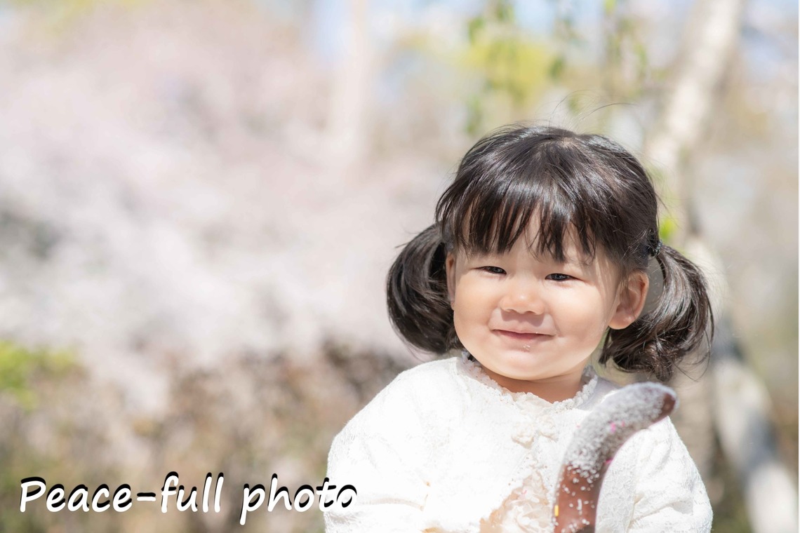 Peace-full photoが出張撮影した家族写真(キッズ,ベビーフォト)などが写った「かぞくの時間」の家族写真