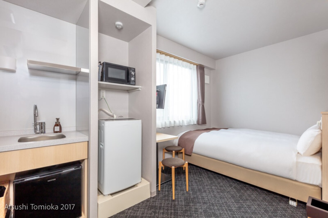 富岡敦が撮影した「ホテル撮影」の写真