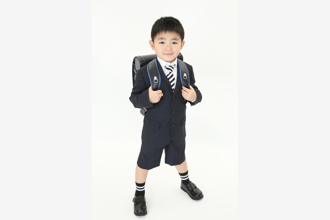 フォトスタジオアットホームが出張撮影した家族写真(キッズ,ベビーフォト)などが写った「人物撮影」の家族写真