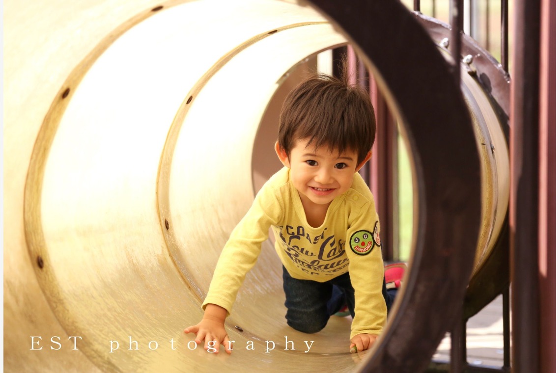 EST photographyが出張撮影した家族写真(キッズ,ベビーフォト)などが写った「フォトギャラリー」の家族写真