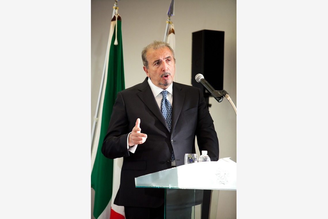 小浜守也が撮影した「プレゼンテーション」の写真