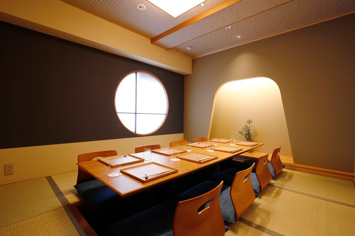 吉本光宏が撮影した写真のアルバム「内観外観」