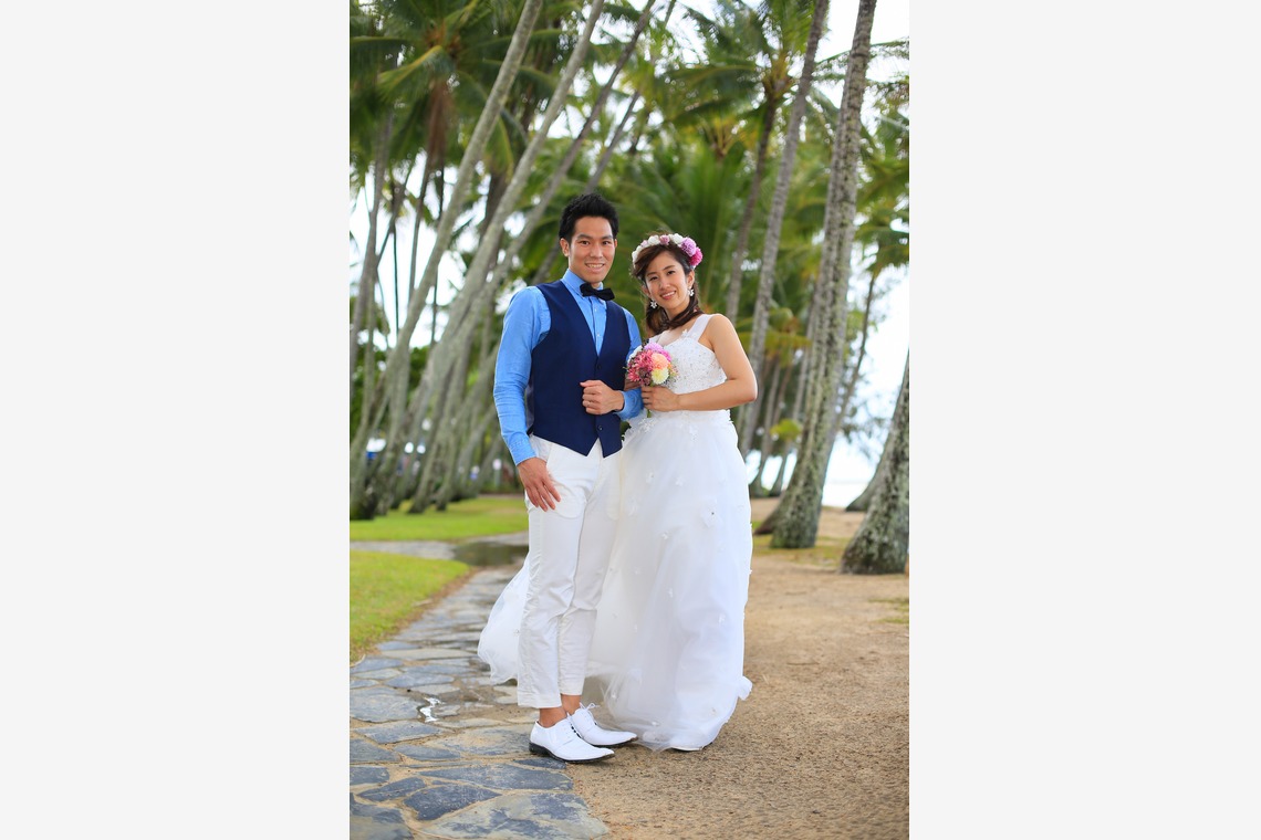 ケアンズ レンズ フォトグラフィーが撮影した「パームコーブビーチ周辺でのウェディング前撮りロケーション撮影」の写真