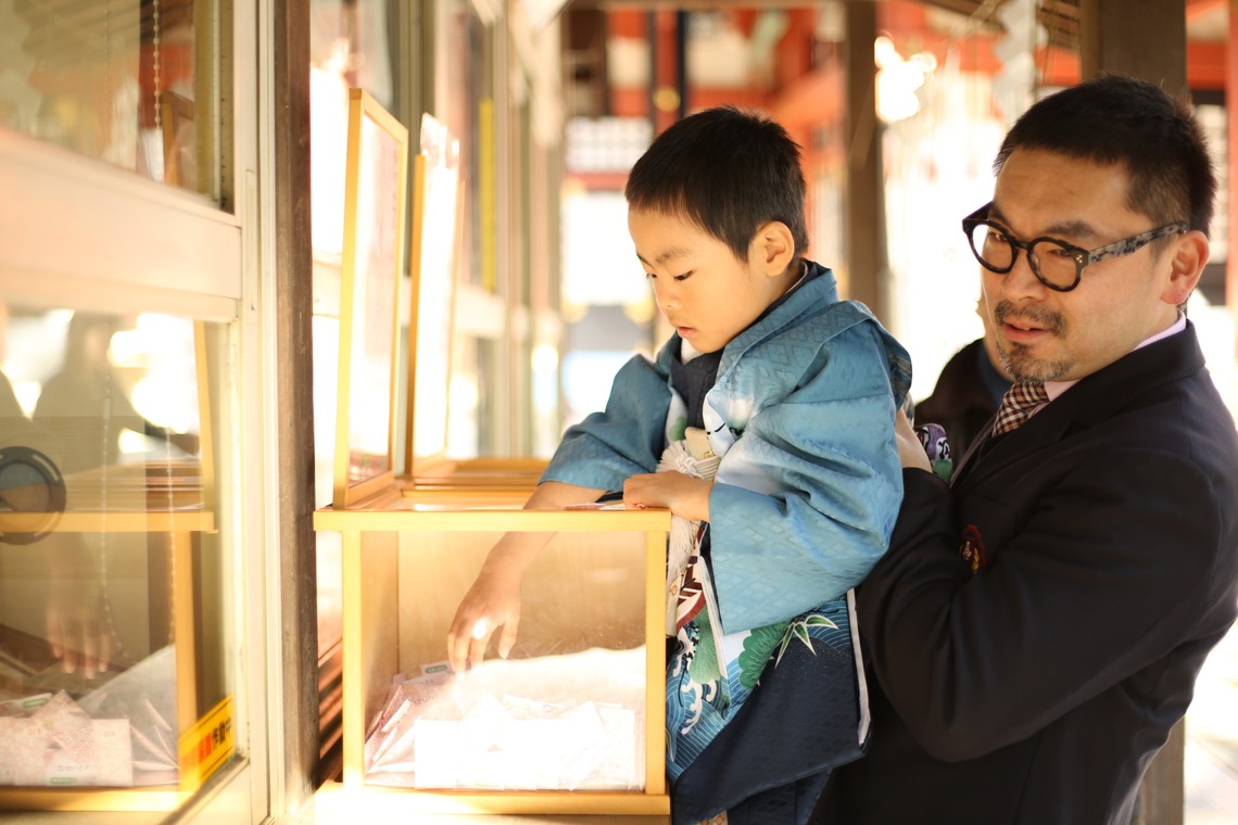 出張撮影HUG TIMEが撮影した「七五三記念撮影＠世田谷八幡宮・東京」の写真