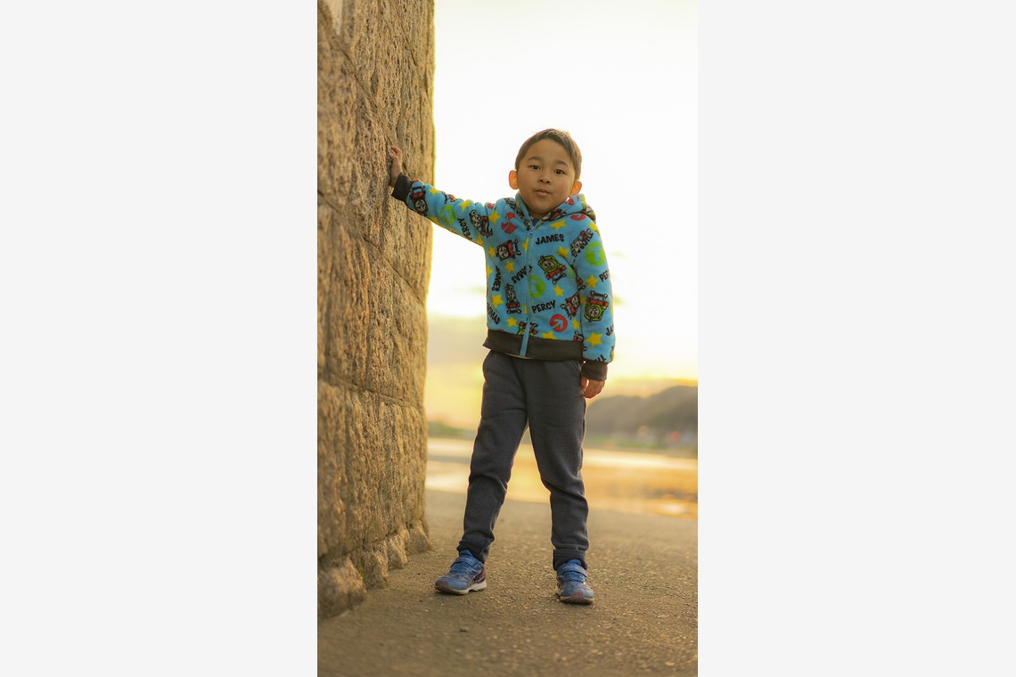 One-axeが出張撮影した家族写真(キッズ,ベビーフォト)などが写った「夕方のキッズ撮影」の家族写真