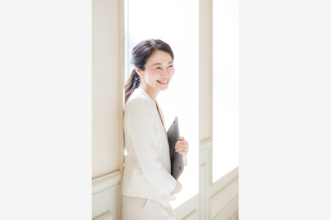 なかがわさとみが撮影した「女性起業家さんのプロフィール写真撮影」の写真