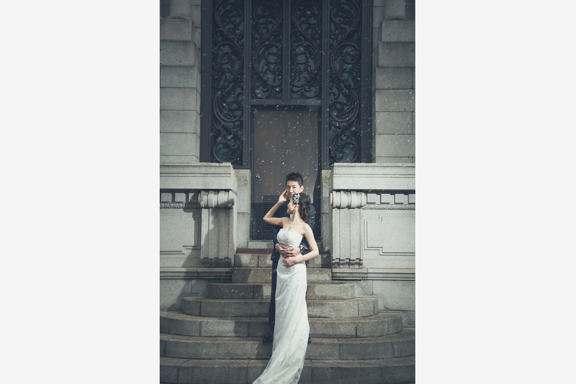 高野和希が撮影した「丸の内ロケーションフォト　前撮り」の写真