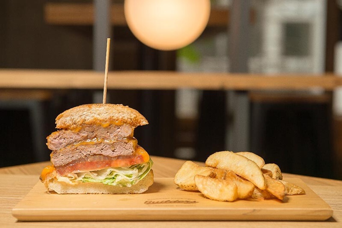 吉田佳央が撮影した写真のアルバム「フード」