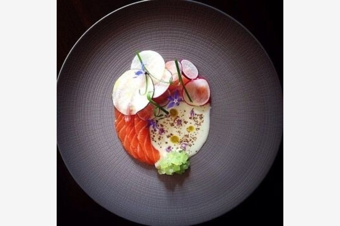 安部優吾が撮影した写真のアルバム「フレンチ」