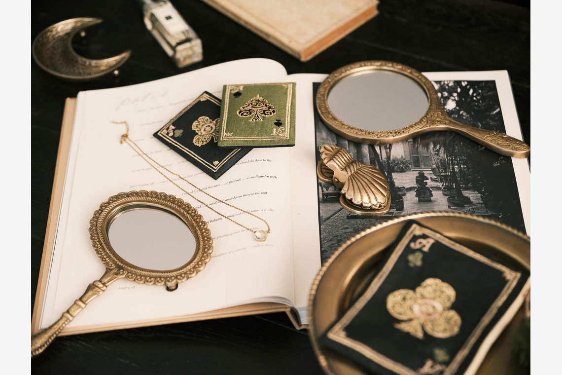 SEE LIKE PHOTOが撮影した「物撮影　EC　物　イメージカット　洋服　雑貨　アクセサリー　インテリア」の写真