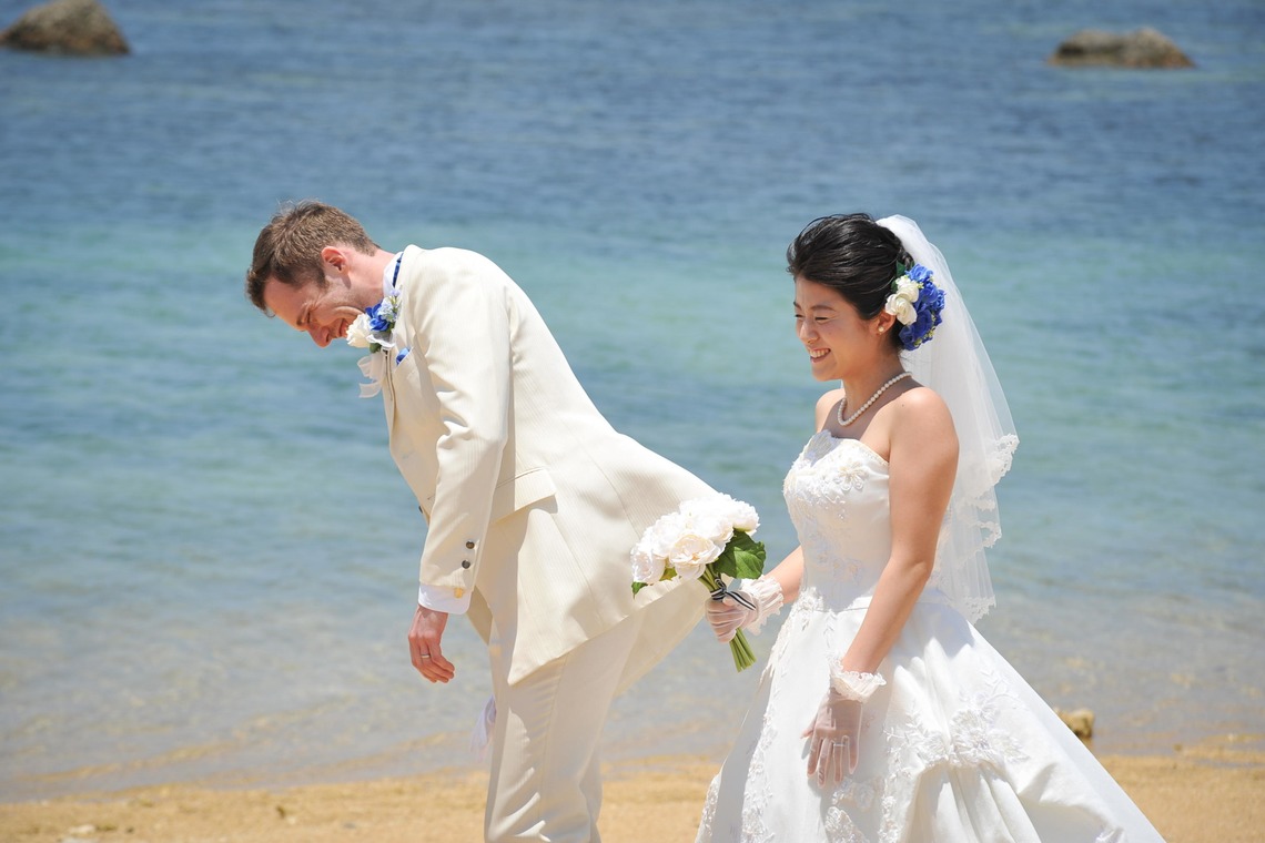 アルルウェディングが撮影した写真のアルバム「ビーチガーデン」