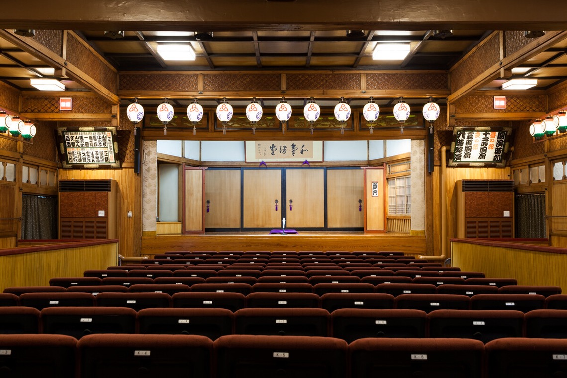 尾田信介が撮影した写真のアルバム「建築写真」