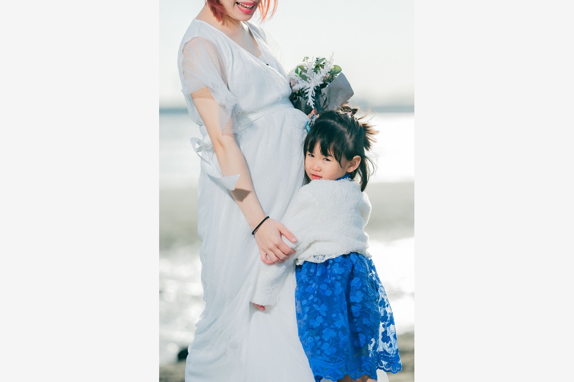 玉城　肇が撮影したマタニティフォトのアルバム「ビーチでもマタニティフォト」