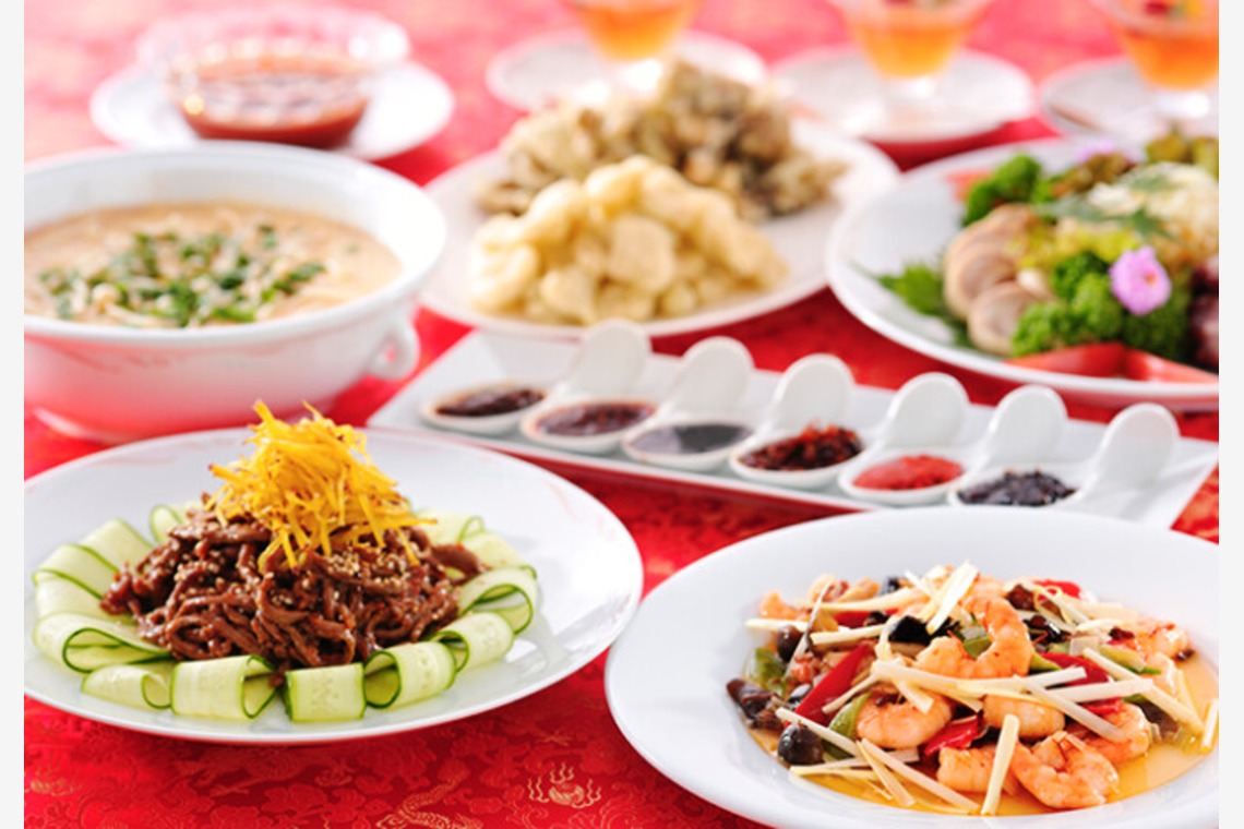 有限会社　澤田スタジオが撮影した「料理、コース、集合」の写真